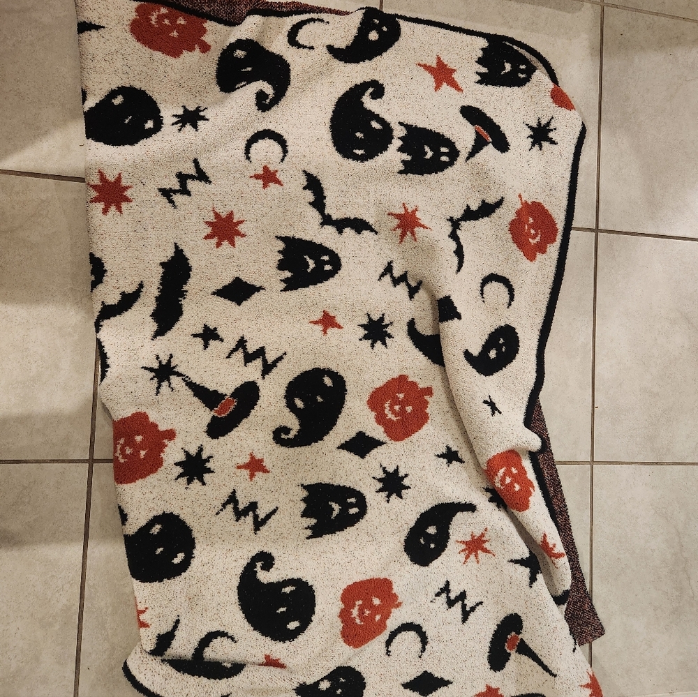 Halloween Themed Ghost and Pumpkin Blanket